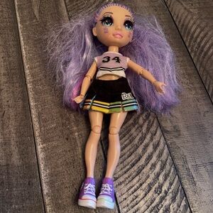 Rainbow High Cheer Violet Willow Fashion  Purple Hair with Outfit Clothes Shoes